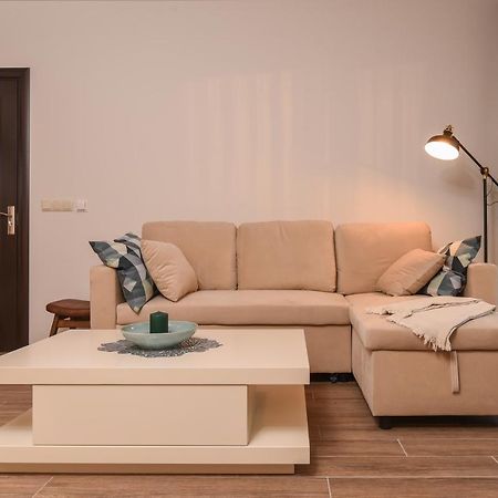 The Grunge Spot - Charming New 1-Bedroom By Flat Mаnager Sofia Luaran gambar